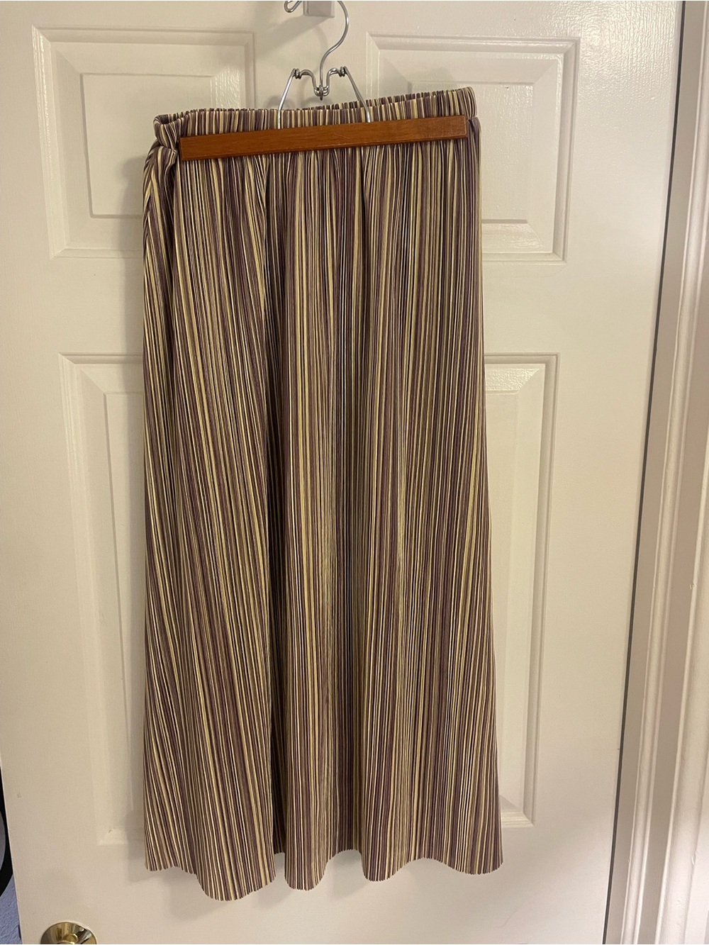 Striped Midi Skirt in Brown and Cream – Easy Elastic Waist